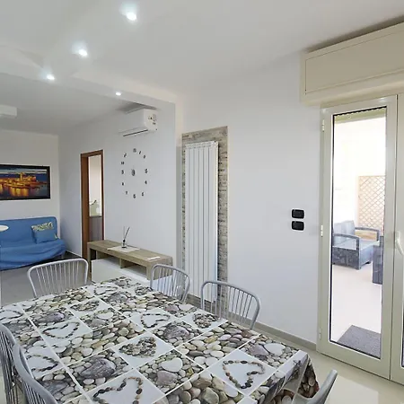 Semesterbostad Casa Via Venezia A 300mt Dal Mare - Apulia Gallipolli