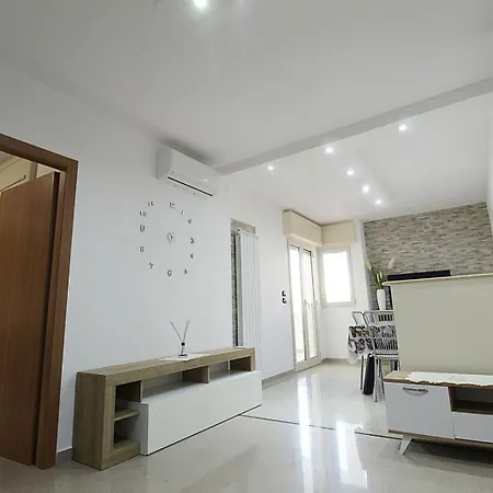 Casa Via Venezia A 300mt Dal Mare - Apulia